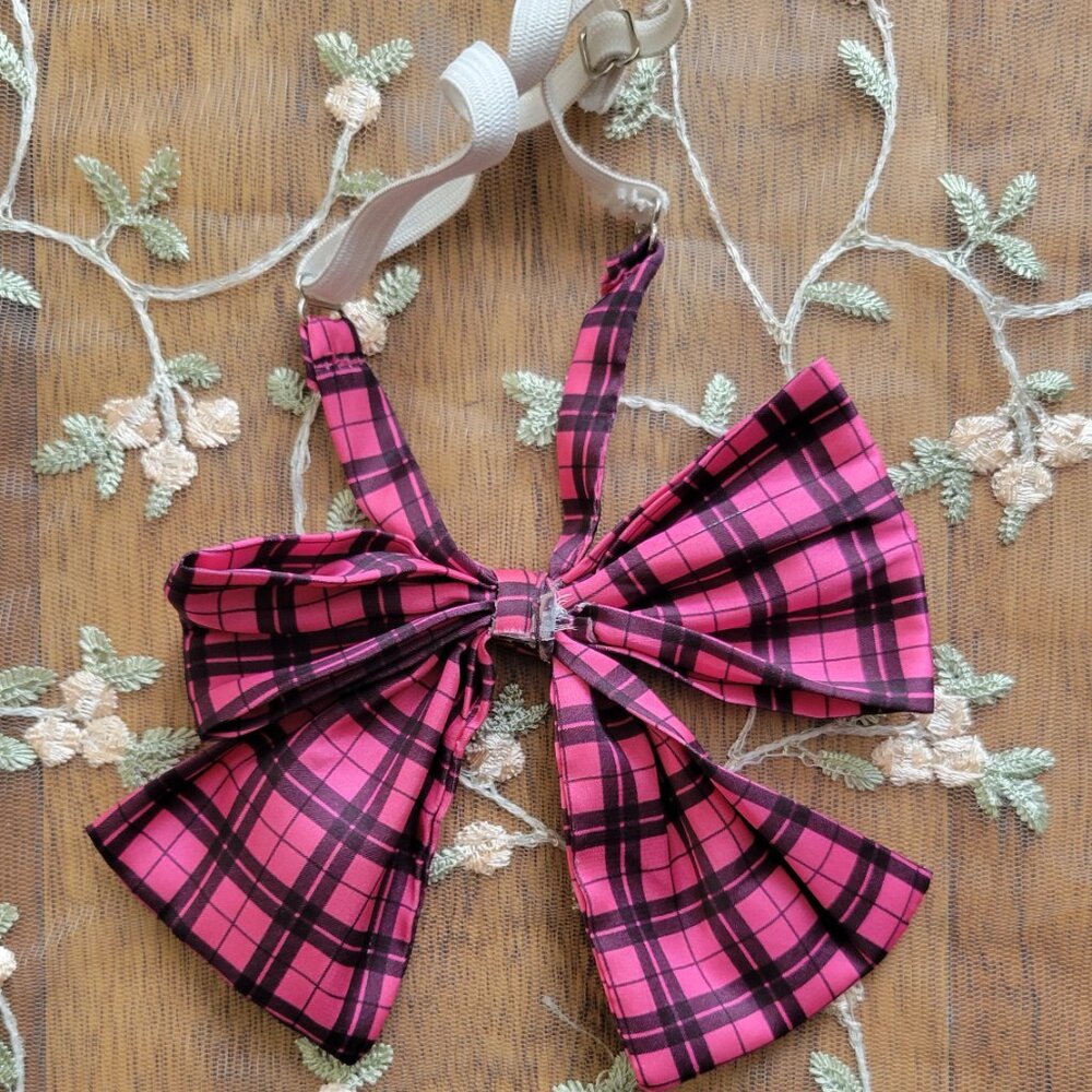 SANRIO Kuromi Hot Pink Plaid Bow Choker - Picture 4 of 6
